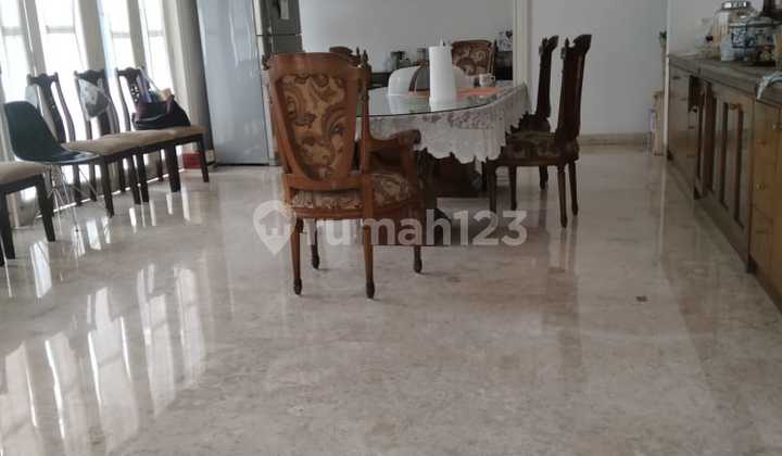 For Sale Ready-to-Occupy House with Swimming Pool in Cipete Area, South Jakarta. 2