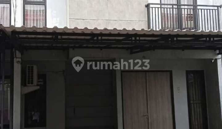 Dijual Rumah 2 Lantai dan 3KT di Townhouse Kayumanis Residence Pamulang