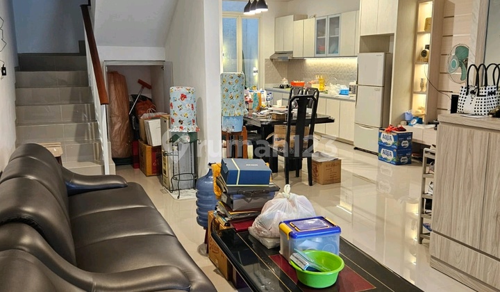 Dijual Rumah Minimalis Greenlake Citraland Barat 2