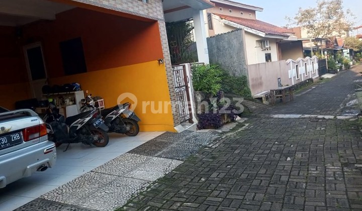 Di Jual Rumah 3 Lantai di Pancoran Mas Depok 2