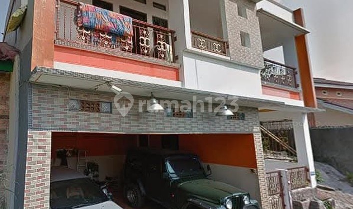 Di Jual Rumah 3 Lantai di Pancoran Mas Depok
