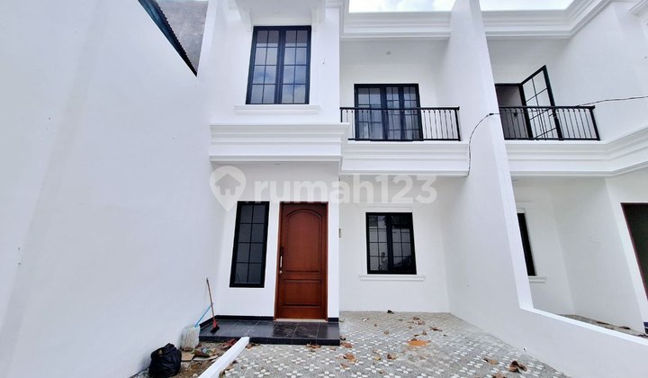 Dijual Rumah Baru Mewah Strategis Dekat Tol Jatiwarna Dijual Rumah Baru Mewah Strategis Dekat Tol Jatiwarna