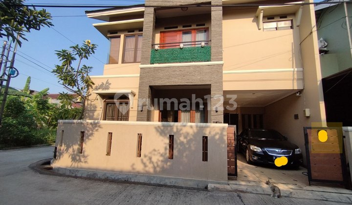 Dijual Rumah Hook Bagus Dekat Ke Tol Jatiwarna