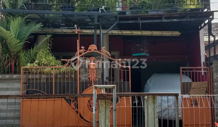 Dijual Murah Rumah 3 Lantai Kokoh, Terawat Dan Apik Di Cibubur Jaktim