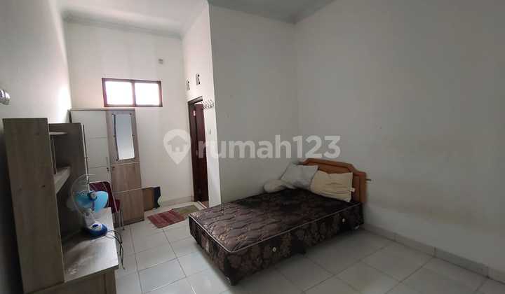 Strategic Boarding House Near UGM North Ringroad Jakal KM 5.5 Strategic Boarding House Near UGM North Ringroad Jakal KM 5.5