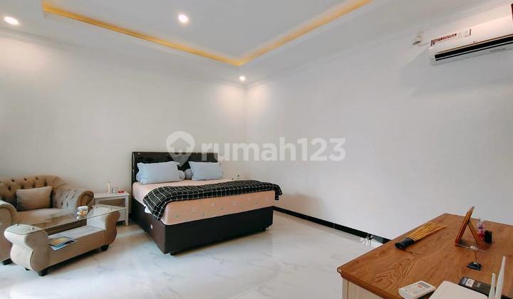 Rumah Siap Huni Furnished + Kolam Renang Pribadi di Sleman 2