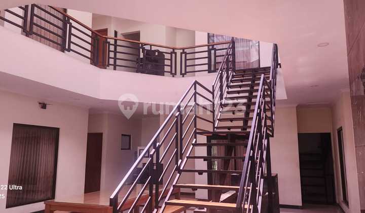 Kos Eksklusif dan Strategis dekat UGM di Jl Kaliurang KM 4 Kos Eksklusif dan Strategis dekat UGM di Jl Kaliurang KM 4