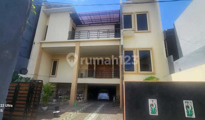 Kos Eksklusif dan Strategis dekat UGM di Jl Kaliurang KM 4 Kos Eksklusif dan Strategis dekat UGM di Jl Kaliurang KM 4