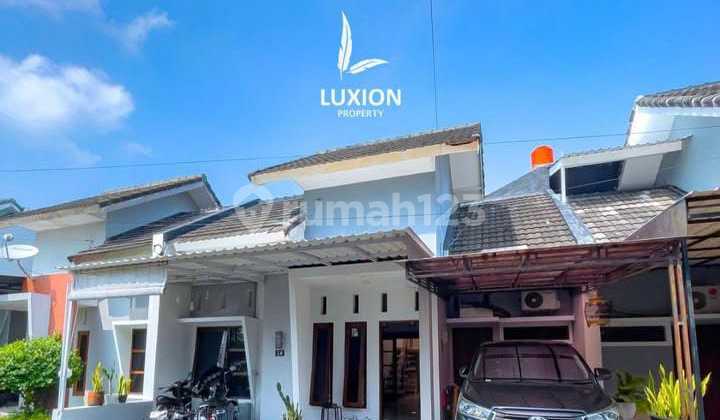 Semi-furnished house with 3 AC bonus, strategic location near PLN Jakal. Semi-furnished house with 3 AC bonus, strategic location near PLN Jakal.