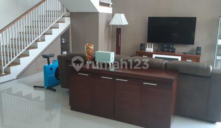 Rumah Bagus 2 Lantai Harga Miring di Jl. Kaliurang KM 9 2