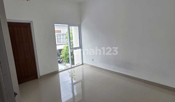 Semi-Furnished Strategic House with Many Location Magnets, Gamping 2