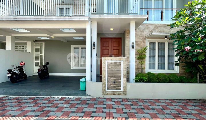 Rumah Cantik Full Furnished Dekat Lottermart, Maguwoharjo Rumah Cantik Full Furnished Dekat Lottermart, Maguwoharjo