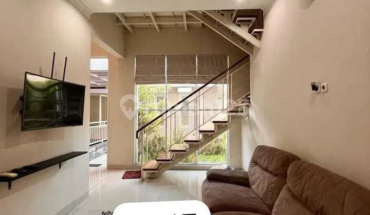 Strategically Furnished House in the North of Ambarukmo Plaza 2