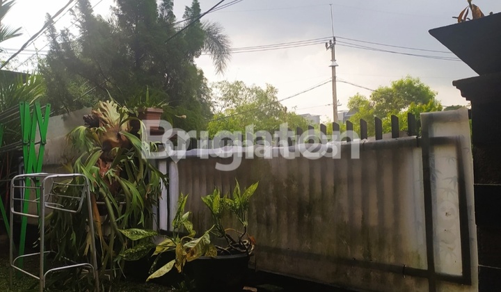 Dijual Cepat Rumah Keluarga Di Pesona Khayangan Juanda Strategis Dan Nyaman 2