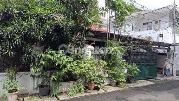 Dijual Rumah Keluarga Strategis Di Tebet