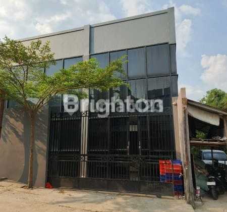 Office + Luxury and Exclusive Warehouse For Quick Sale in Kalimulya