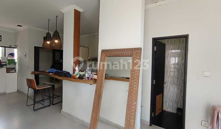Rumah Ready Area Kerobokan 2 Lantai Minimalis 2
