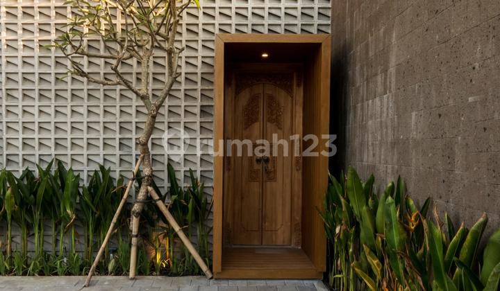 Brand New Villa 3Bedroom Hunian Nyaman 10 Menit ke Monkey Forest