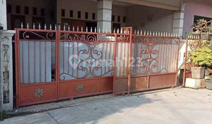 Nice House for Sale in Alinda Kencana, Bekasi City