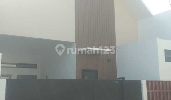Dijual Rumah Kualitas Premium Dekat Stasiun Kereta Di Kota Bekasi Dijual Rumah Kualitas Premium Dekat Stasiun Kereta Di Kota Bekasi