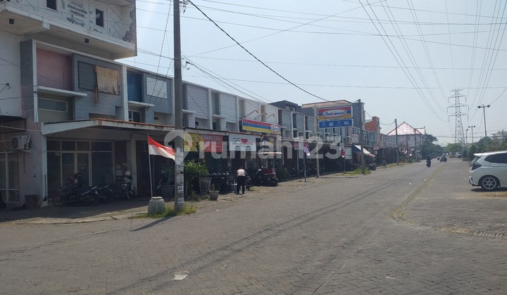 For Sale, Affordable Shop House in Manyar, Gresik, East Java 2