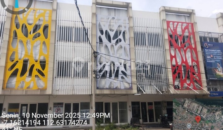 Strategic Ready-to-Use Shop House in the Menganti Area, Gresik, East Java