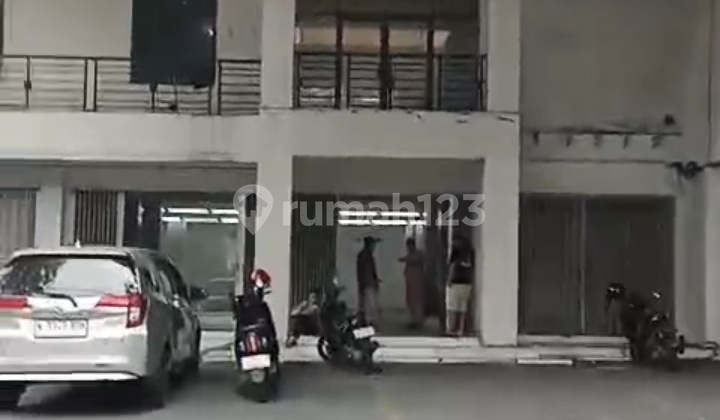 Ruko Ex Alfamidi, 2 Floors in West Surabaya Area, East Java 1
