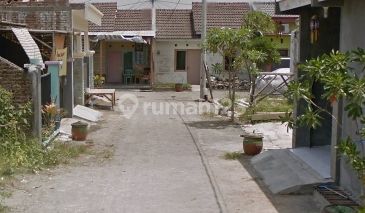 Affordable House in Menganti, Gresik, East Java 2