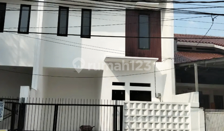 di jual cepaat Rumah Bagus SHM Harapan Indah, Bekasi
