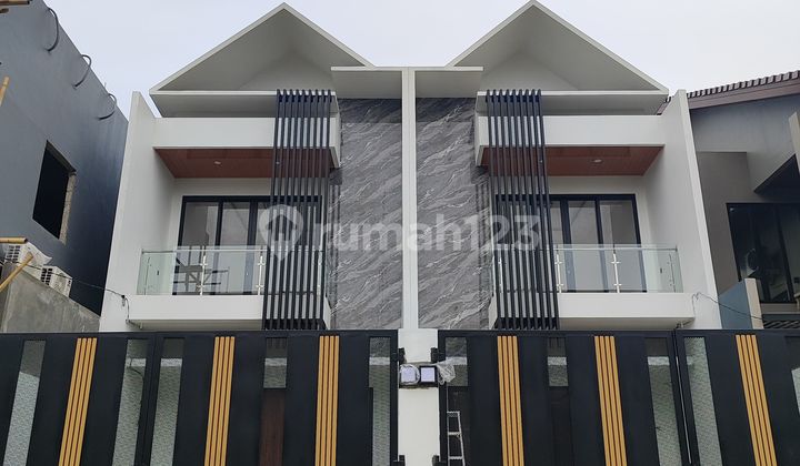 Rumah Baru Modern Minimalis Di Meruya