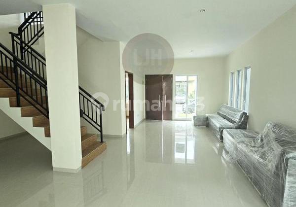 For Sale 2-Story House in The Summer Residence, Batam Centre 2