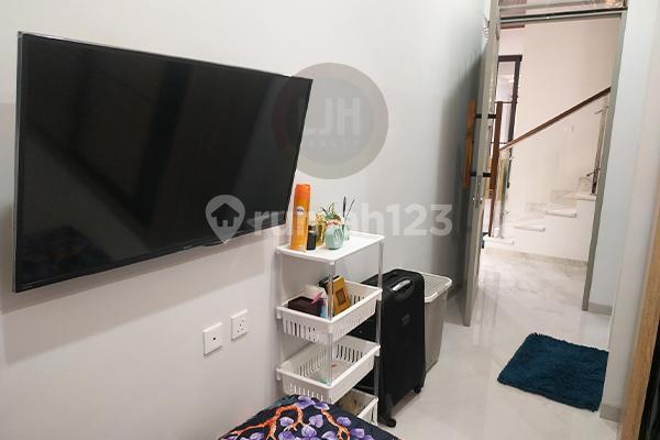 Dijual Rumah Beverly Park Fully Furnished, Batam Centre   2