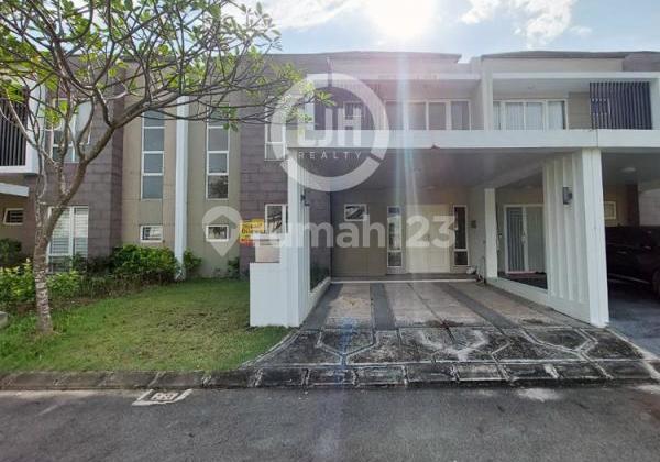 For Rent 2-Story House in Orchard Park Cluster Citrus Batam Center