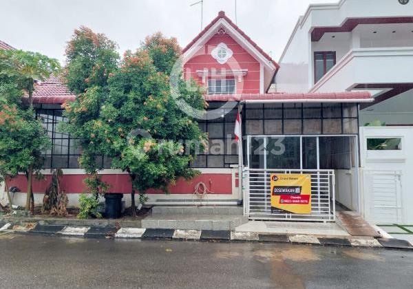 Dijual Rumah 2 Lantai di Taman Dutamas Batam Center Dijual Rumah 2 Lantai di Taman Dutamas Batam Center