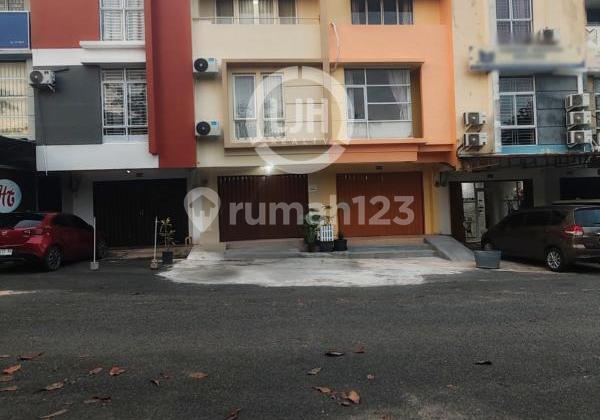 For Sale 3-Story Shophouse in Anggrek Mas, Batam Centre