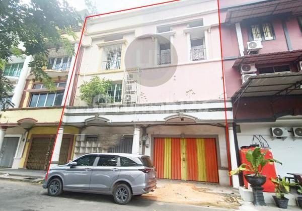 For Sale, 3-Storey Linked White Sand Shop House - Batam For Sale, 3-Storey Linked White Sand Shop House - Batam