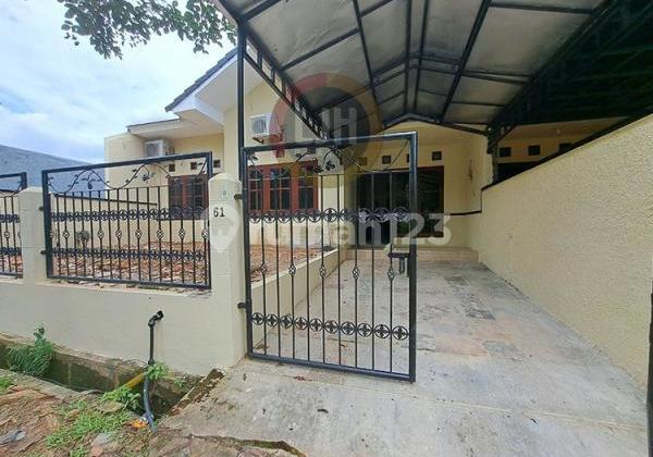 For Rent: House in Bukit Indah, Sukajadi, Batam City For Rent: House in Bukit Indah, Sukajadi, Batam City