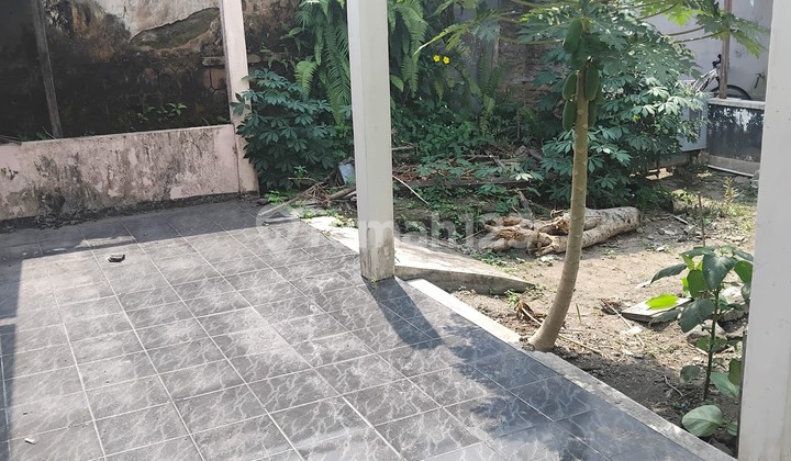 Tanah Luas 188 Meter Persegi Lokasi Strategis Dekat RS UGM Gamping Sleman