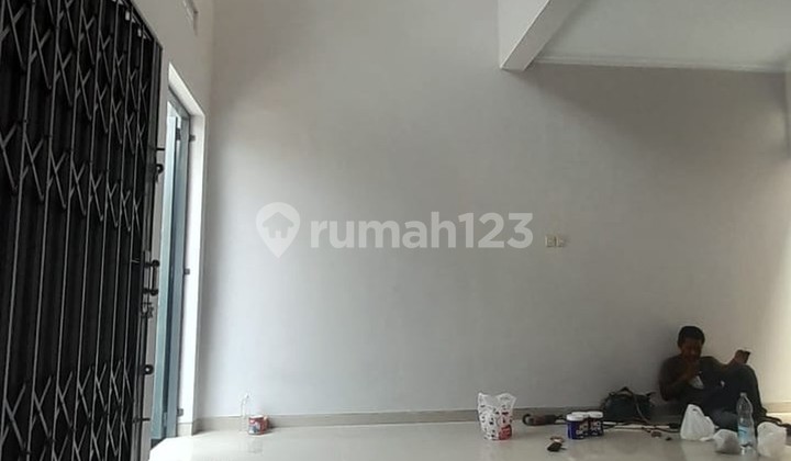 For Sale 2-Story Shophouse in Strategic Location, Giwangan, Umbulharjo 2