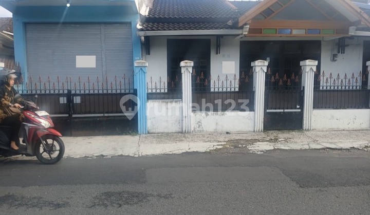 For Rent: Strategically Located Residential House in the Candi Gebang Area - Ngemplak, Sleman For Rent: Strategically Located Residential House in the Candi Gebang Area - Ngemplak, Sleman