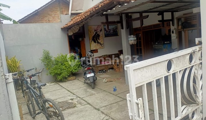 Dijual Rumah Induk + Rumah Kost Aktif Lokasi Strategis di Umbulharjo, Yogyakarta Dijual Rumah Induk + Rumah Kost Aktif Lokasi Strategis di Umbulharjo, Yogyakarta