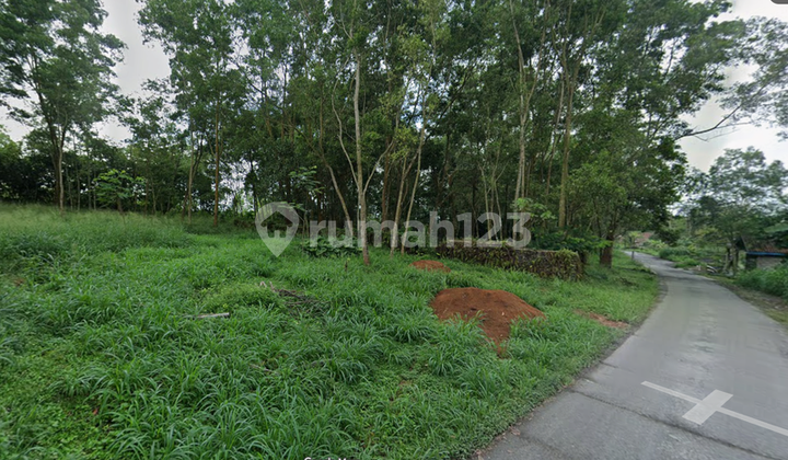 Yard Land Suitable for Investment in Strategic Location in the Kaliurang - Cangkringan Sleman Tourism Area