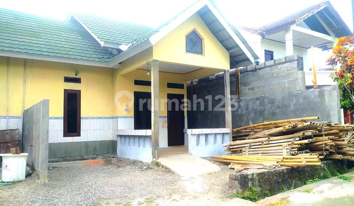Rumah Disewakan 2 Kamar Dekat Kampus UII, Pakem, Sleman 1