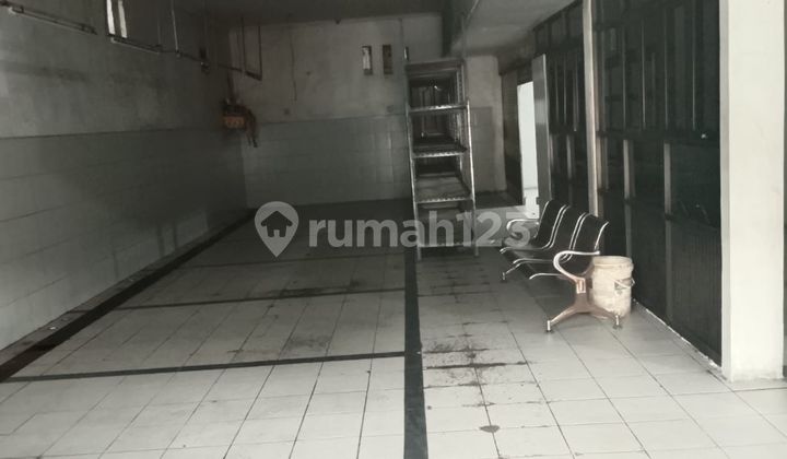 Gudang 4 Are Di Renon. Cocok Peruntukan Bengkel, Toko Bangunan, Workshop Interior. Posisi Di Jalan Raya Gudang 4 Are Di Renon. Cocok Peruntukan Bengkel, Toko Bangunan, Workshop Interior. Posisi Di Jalan Raya