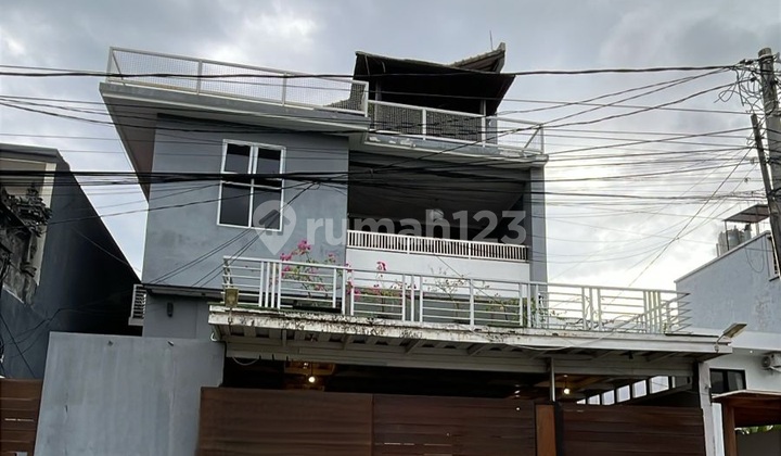 Modern Villa In Seminyak Kuta. Good Location