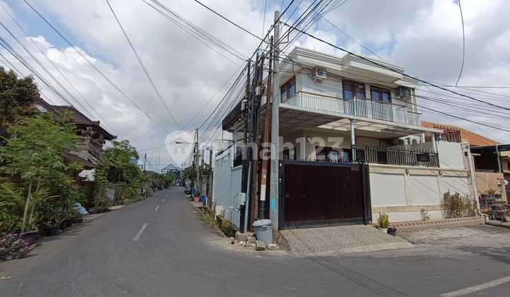 Renon, Fully Furnished. Area Idaman Bebas Banjir Dekat Sanur.