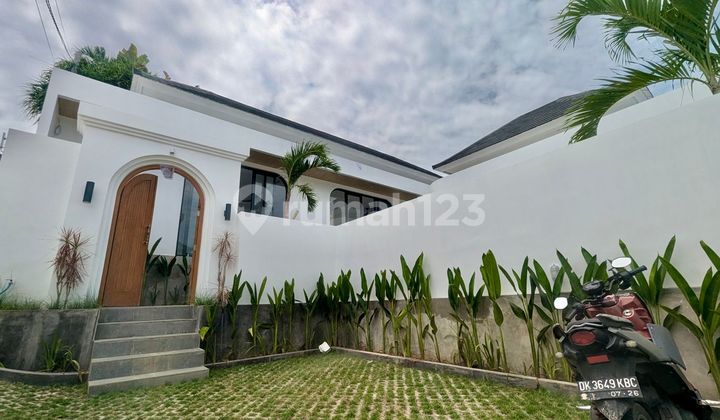 Villa In Tumbak Bayuh, Semi Furnished.. Batu Bolong, Seseh, Canggu