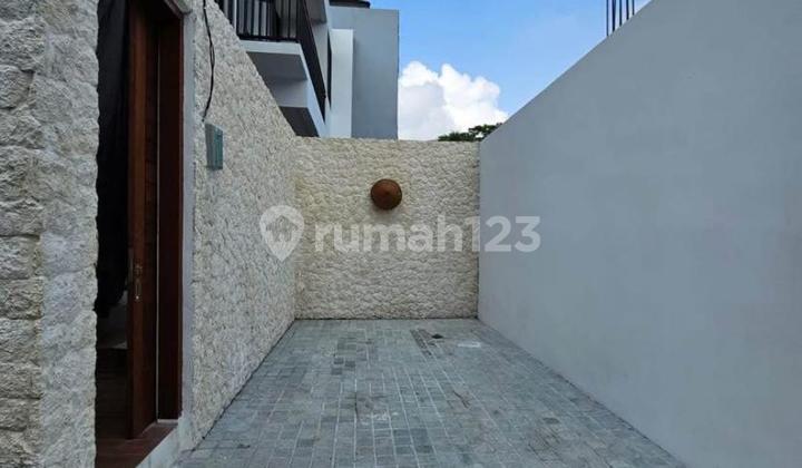 Fully Furnished Villa Kampial, Benoa Dharmawangsa. Fully Furnished Villa Kampial, Benoa Dharmawangsa.