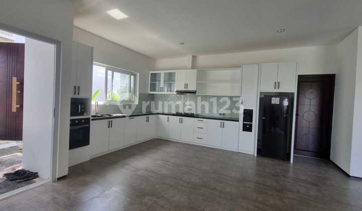 Villa Sanur Leasehold For 25 Years. Murah