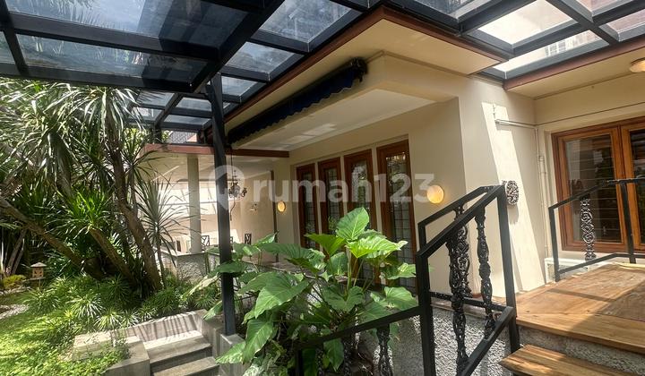 Disewakan Rumah Cantik & Asri Kemang Area 1